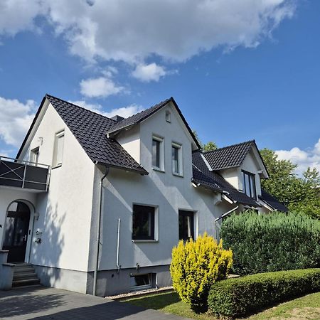 Ferienwohnung Suedstadt-Oase Bad Oeynhausen Bagian luar foto